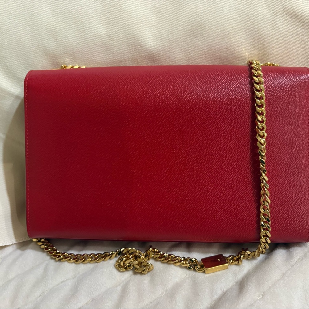 Yves Saint Laurent Red Clutch with Gold Chain - Picture 6 of 12